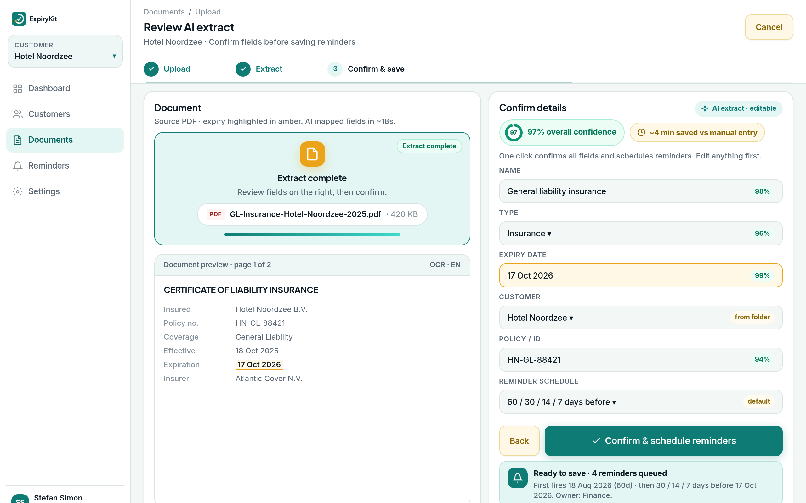 ExpiryKit AI-extract bevestigingsflow (licht)