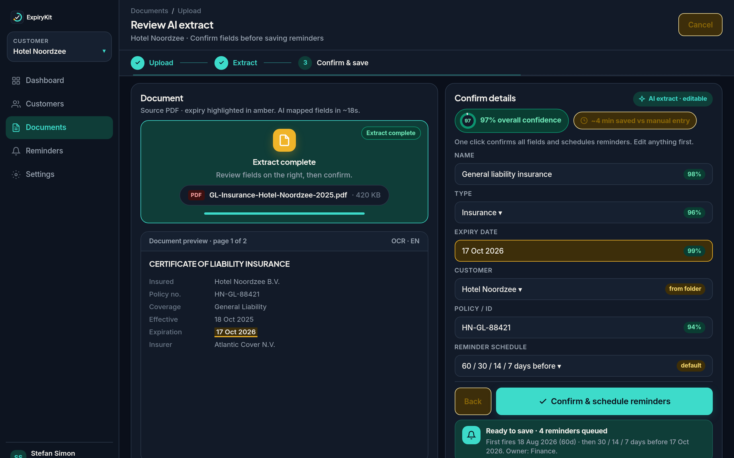 ExpiryKit AI-extract bevestigingsflow (donker)